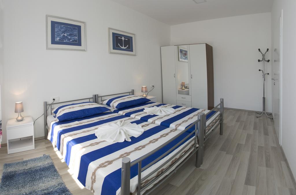 Apartments Sevilja Split Exterior photo