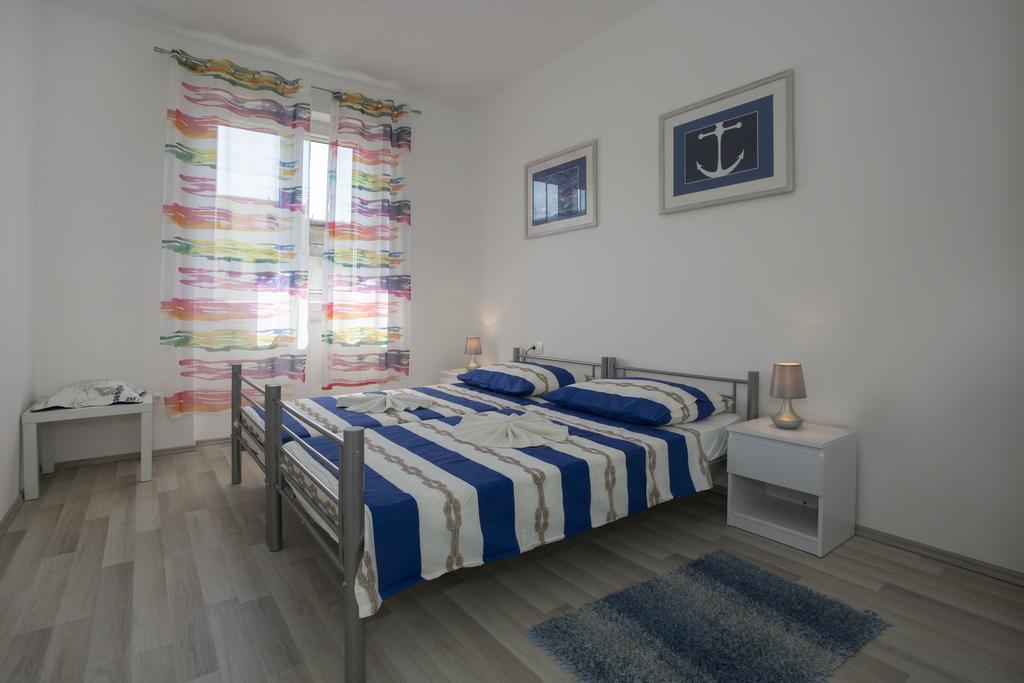 Apartments Sevilja Split Exterior photo